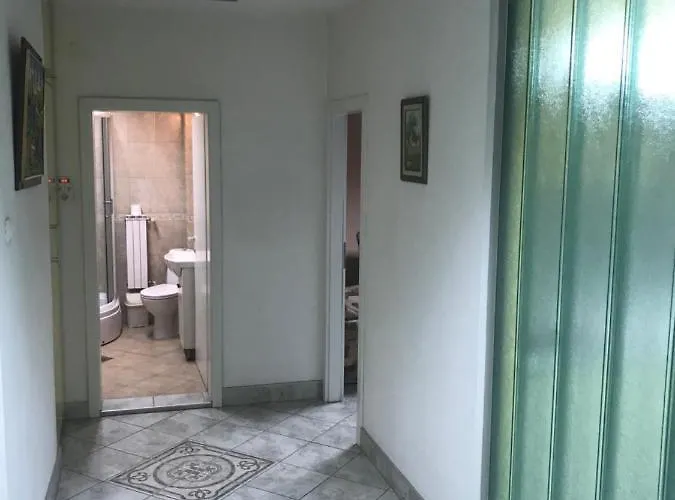 Kalamaras Apartments