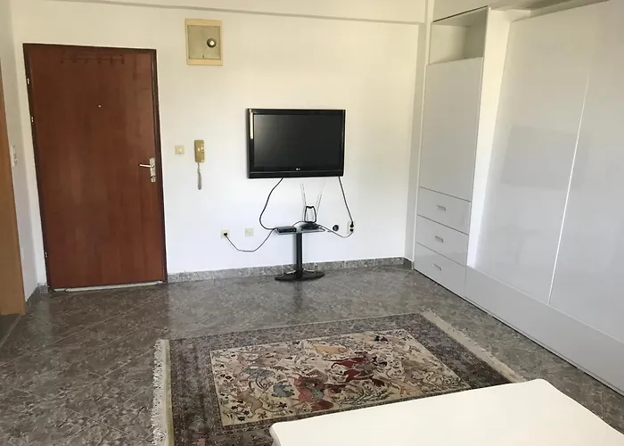 Kalamaras Apartments